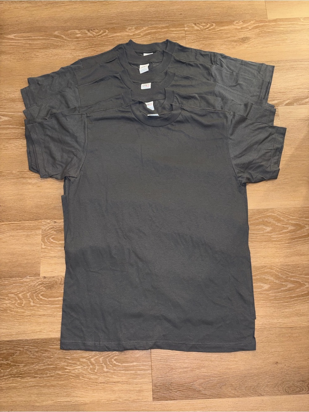Lot of 5 Shaka Active Blank T-Shirts Men’s Large Gray Soft Spun Cotton NWOT